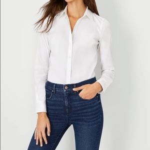 Ann Taylor Perfect Shirt with Button Front size 4